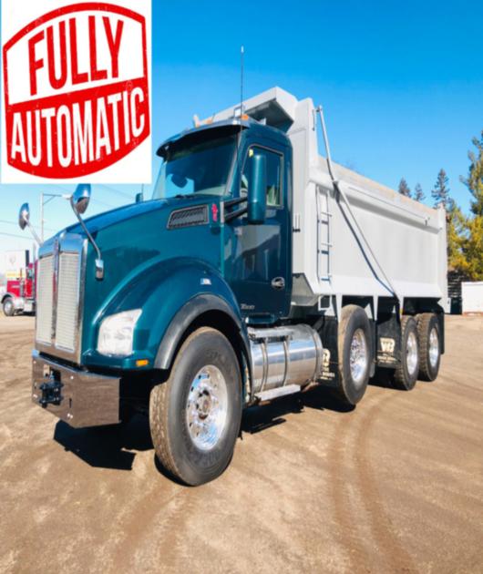 2015 KENWORTH T880 TRI-AXLE DUMP, AUTOMATIC, LOW KM & CLEAN !!