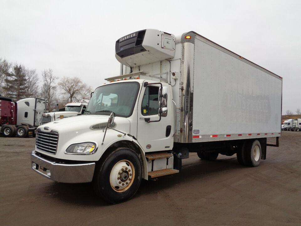 2011 FREIGHTLINER SINGLE AXLE REEFER TRUCK, HYDRAULIC BRAKE. for sale