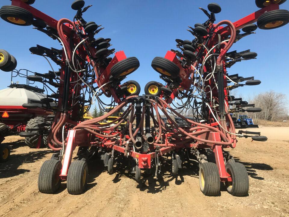 2011 Bourgault 3310 Air Seeder for sale