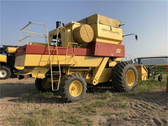 1990 New Holland TR96 Combine for sale