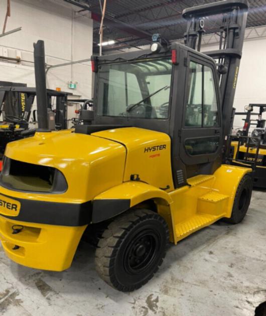 Hyster H155FT Diesel out door Forklift with 14350 lbs Capacity