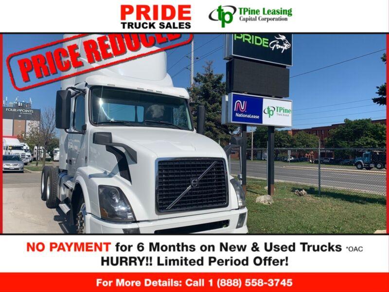 2013 Volvo Day Cab FINANCING ON THE SPOT!!