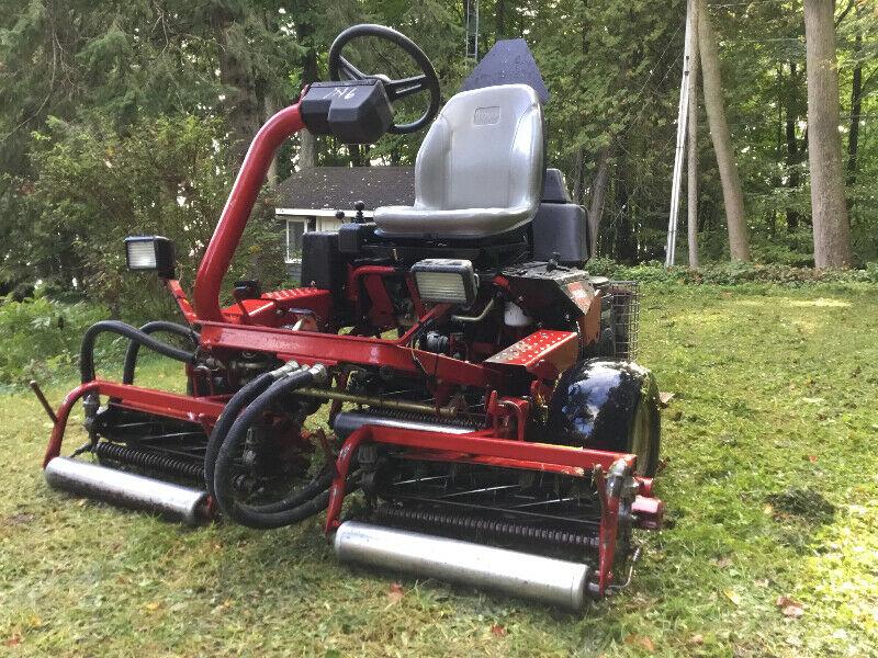 Toro Greensmaster 3150Q Reel Mower for sale