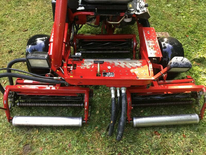 Toro Greensmaster 3150Q Reel Mower for sale