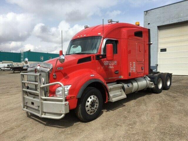 2018 Kenworth T880 Sleeper Truck 2018 Kenworth T880 Sleeper Truck