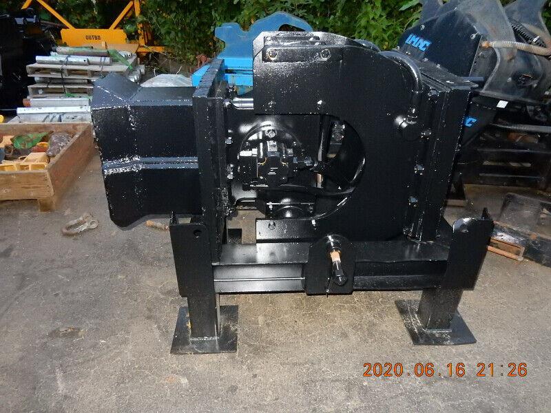 HUDCO HC50 & HC30 HYD PLATE COMPACTORS - PILE DRIVERS HUDCO HC50 & HC30 HYD PLATE COMPACTORS - PILE DRIVERS