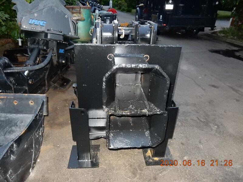 HUDCO HC50 & HC30 HYD PLATE COMPACTORS - PILE DRIVERS HUDCO HC50 & HC30 HYD PLATE COMPACTORS - PILE DRIVERS