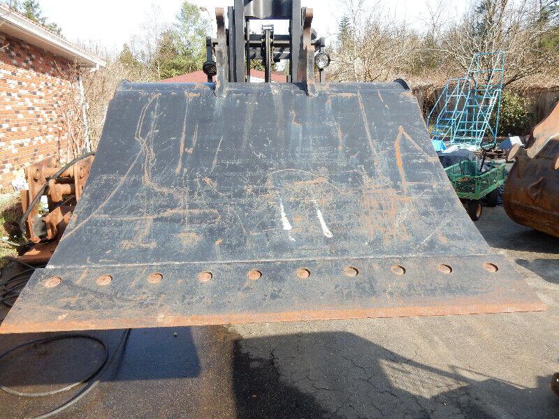 CWS HE 200 CLASS EXCAVATOR 60" CHUCK BLADE MAKE PERFECT RAKE CWS HE 200 CLASS EXCAVATOR 60" CHUCK BLADE MAKE PERFECT RAKE