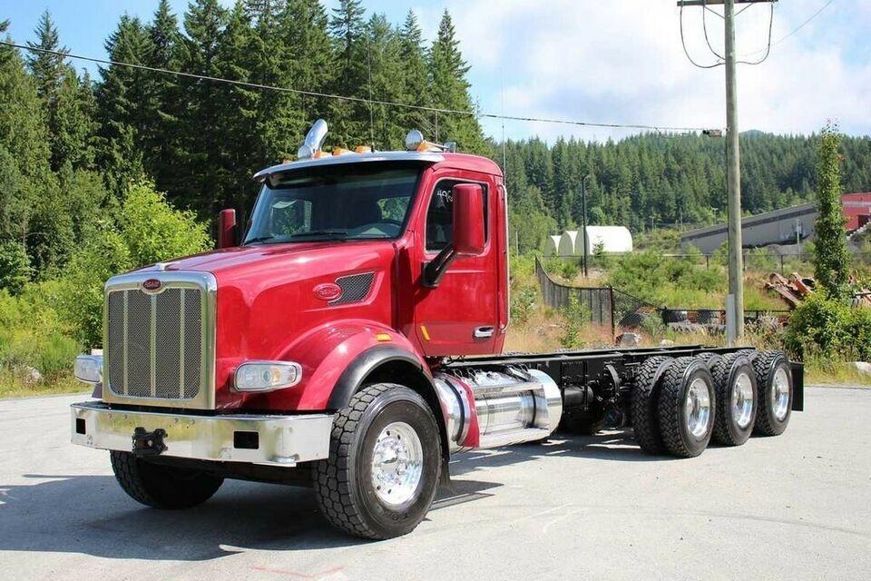 2017 Peterbilt 567 Tri Drive Day Cab Tridem for sale