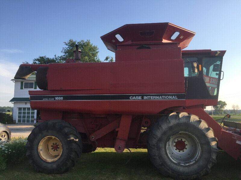 1994 Case IH 1666 Combine for sale