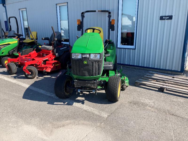 2020 John Deere 1023E tractor with 60" mid-mount mower 2020 John Deere 1023E tractor with 60" mid-mount mower