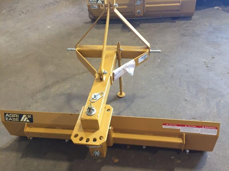 Gratte arrière pour tracteur *Neuve* for