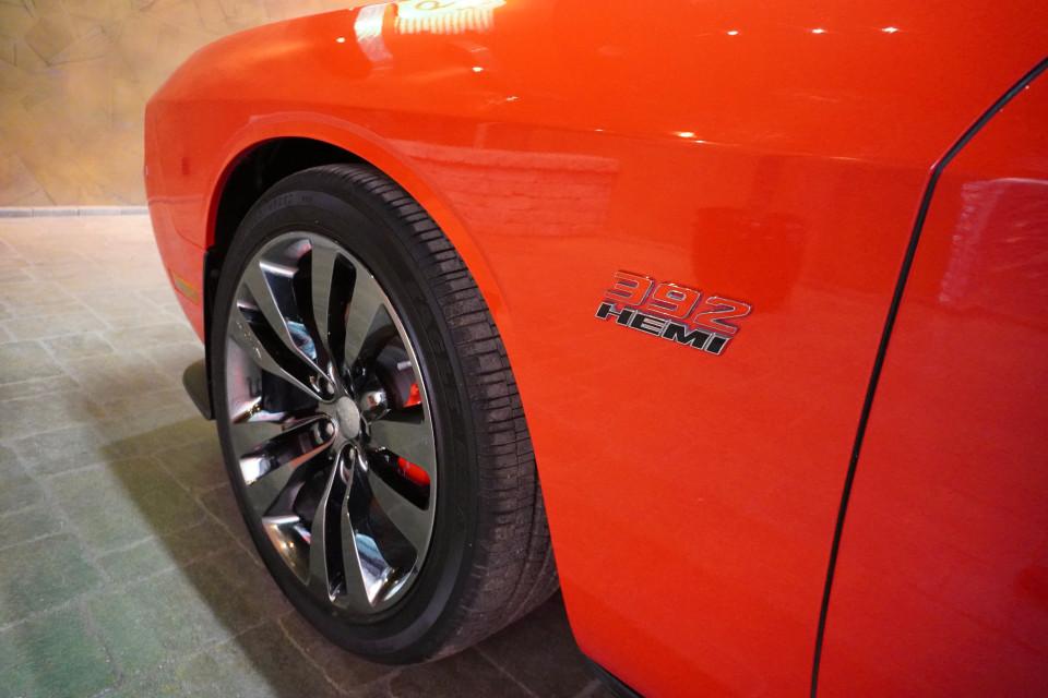 2014 Dodge Challenger ** SRT8 ** 6.4 HEMI!! LOW K Leather & Sunroof! 2014 Dodge Challenger ** SRT8 ** 6.4 HEMI!! LOW K Leather & Sunroof!