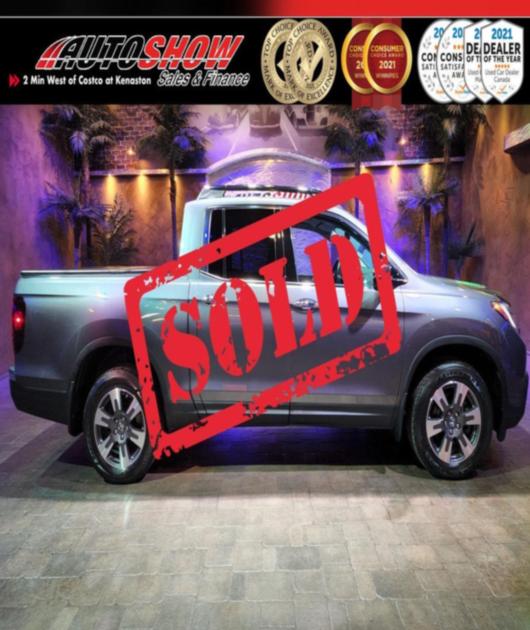 2018 Honda Ridgeline Touring w/ Sunroof Navigation Heated Leather !!