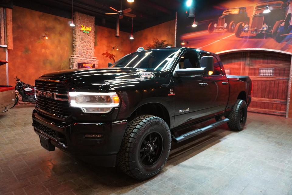 2019 Ram 2500 ** LIKE NEW LOW K SUNROOF & LOADED!! ** 2019 Ram 2500 ** LIKE NEW LOW K SUNROOF & LOADED!! **