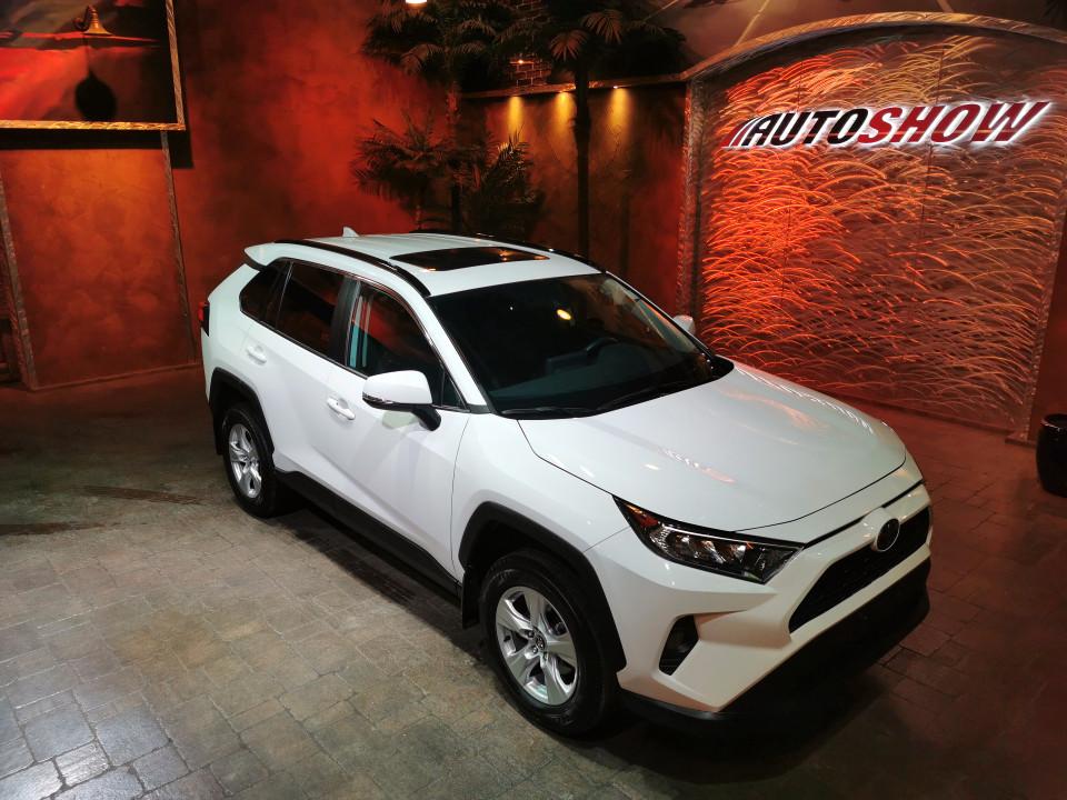 2019 Toyota RAV4 XLE AWD - Htd Wheel & Seats S.Roof Adaptive Cruise ! 2019 Toyota RAV4 XLE AWD - Htd Wheel & Seats S.Roof Adaptive Cruise !