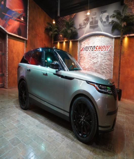 2019 Land Rover Range Rover Velar P300 S - Pano Roof Adj Ride Height A/C Seats