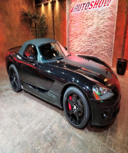 2005 Dodge Viper SRT10 - 500HP V10 6spd M/T Convertible only 45k!