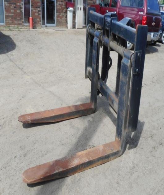 Hewitt 966F 6' Pallet Forks