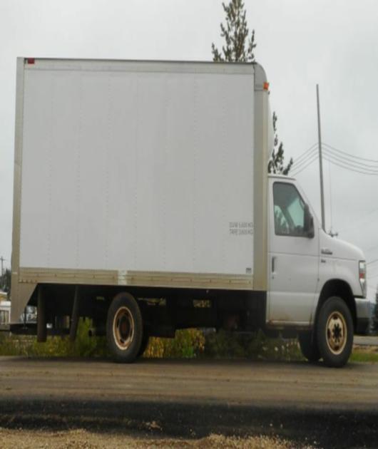 2010 Ford E-Series Chassis Single Axle Cube Van