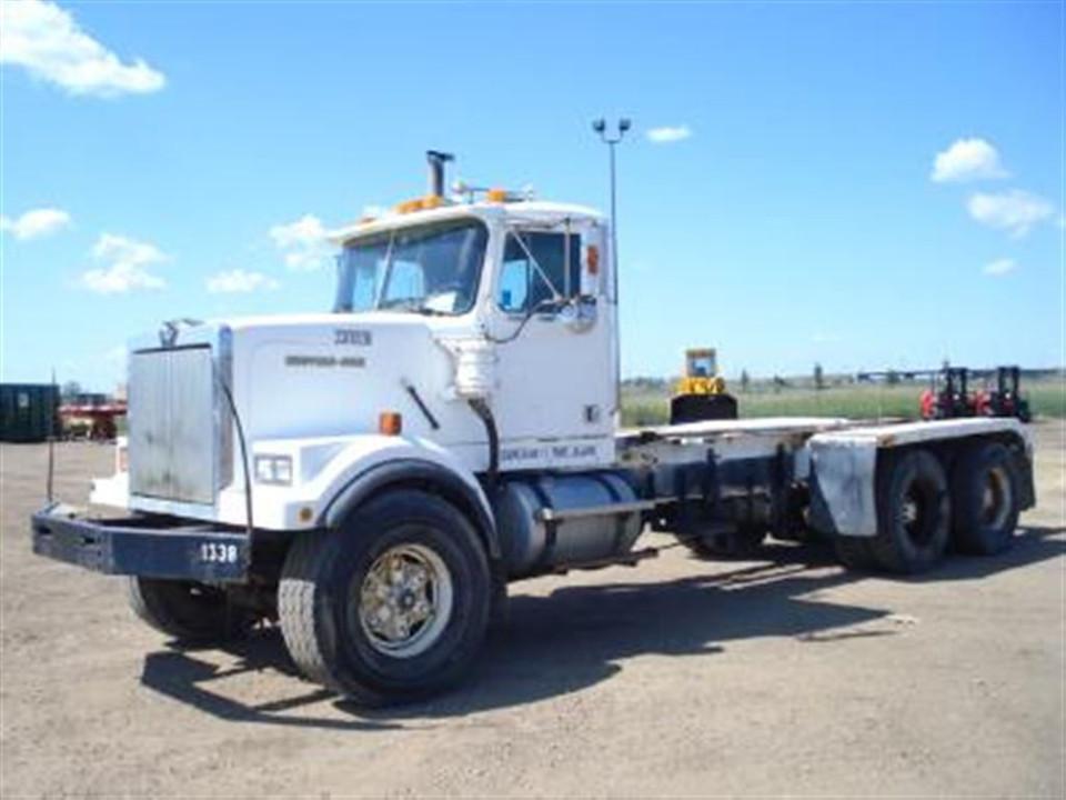 1988 WESTERN STAR 4864-2 TANDEM AXLE CAB & CHASSIS 1988 WESTERN STAR 4864-2 TANDEM AXLE CAB & CHASSIS