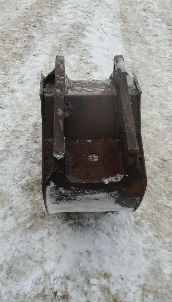 16" Pin On Backhoe Bucket 16" Pin On Backhoe Bucket