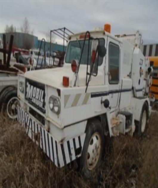 1985 MOBIL 2TE4 4X2 SWEEPER