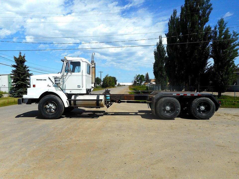 1987 Western Star 4800 T/A Cab & Chassis 1987 Western Star 4800 T/A Cab & Chassis
