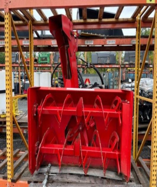 NEW PRONOVOST P-682-60 – SNOWBLOWER
