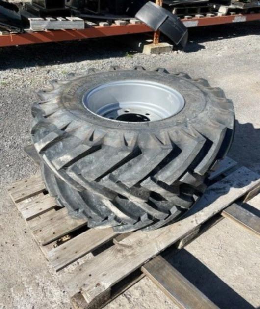11.5/80-15.3  BKT TIRES AND WHEELS