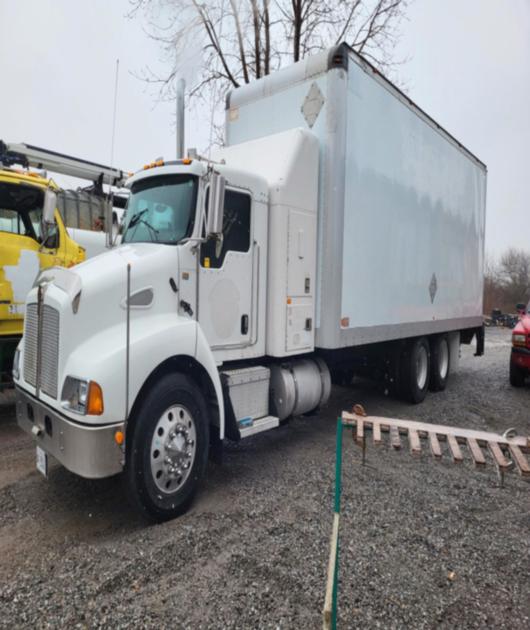 2006 Kenworth T300 Straight Truck