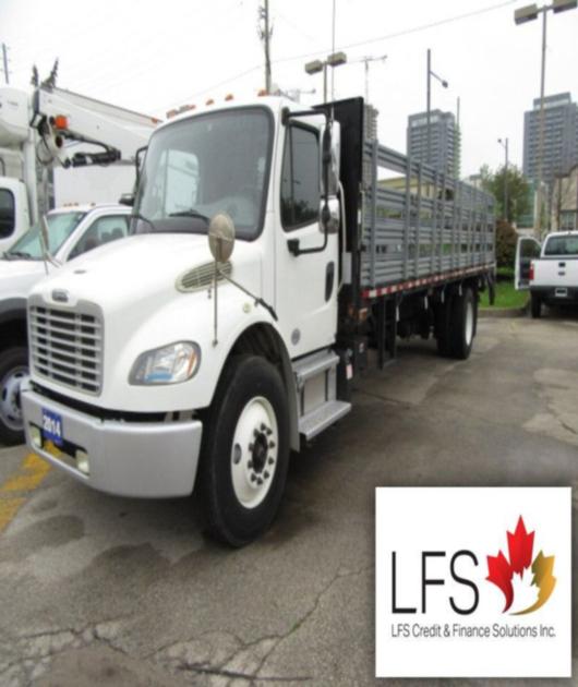 2014 Freightliner M2-106 DIESEL WITH 26 FT FLATDECK & POWER LIFT GATE