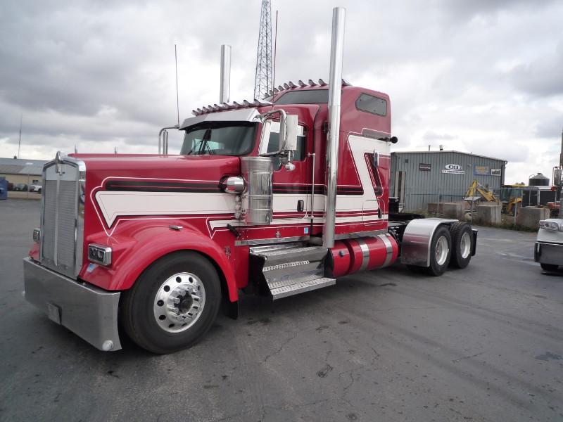 2019 Kenworth W900-L   72 " sleeper 2019 Kenworth W900-L   72 " sleeper