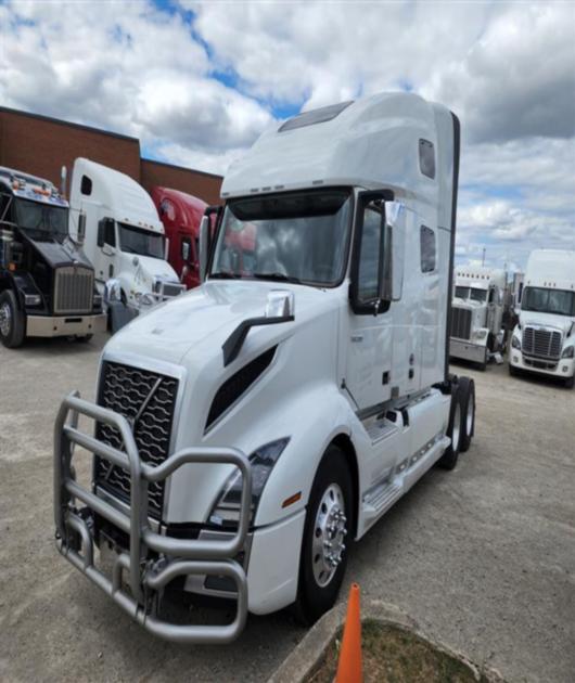 2019 Volvo VNL760