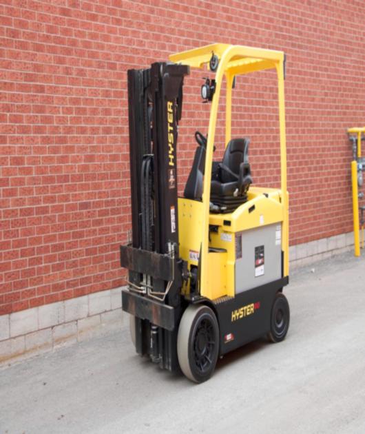 Hyster E80XN with brand new Battery and 8000 LBS Capacity