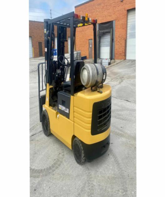 Caterpillar GC30 LPG Forklift