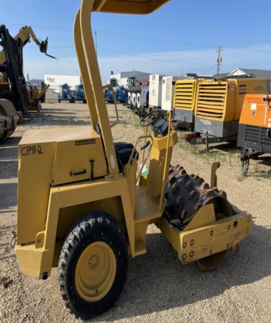 Used Vehicle  1900 HYPAC C812A 6600LB PADFOOT ROLLER PACKER