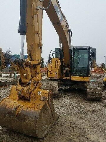2018 CAT 325FL CR  2018 CAT 325FL CR
