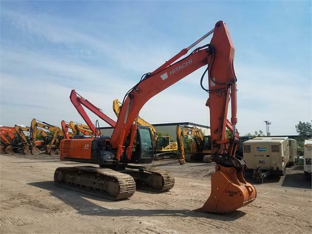 HITACHI 290 EXCAVATOR for sale