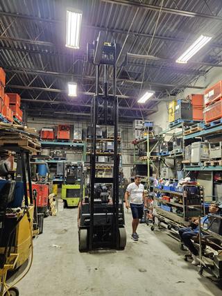Clark Electric Rider Forklift (Model TM15)