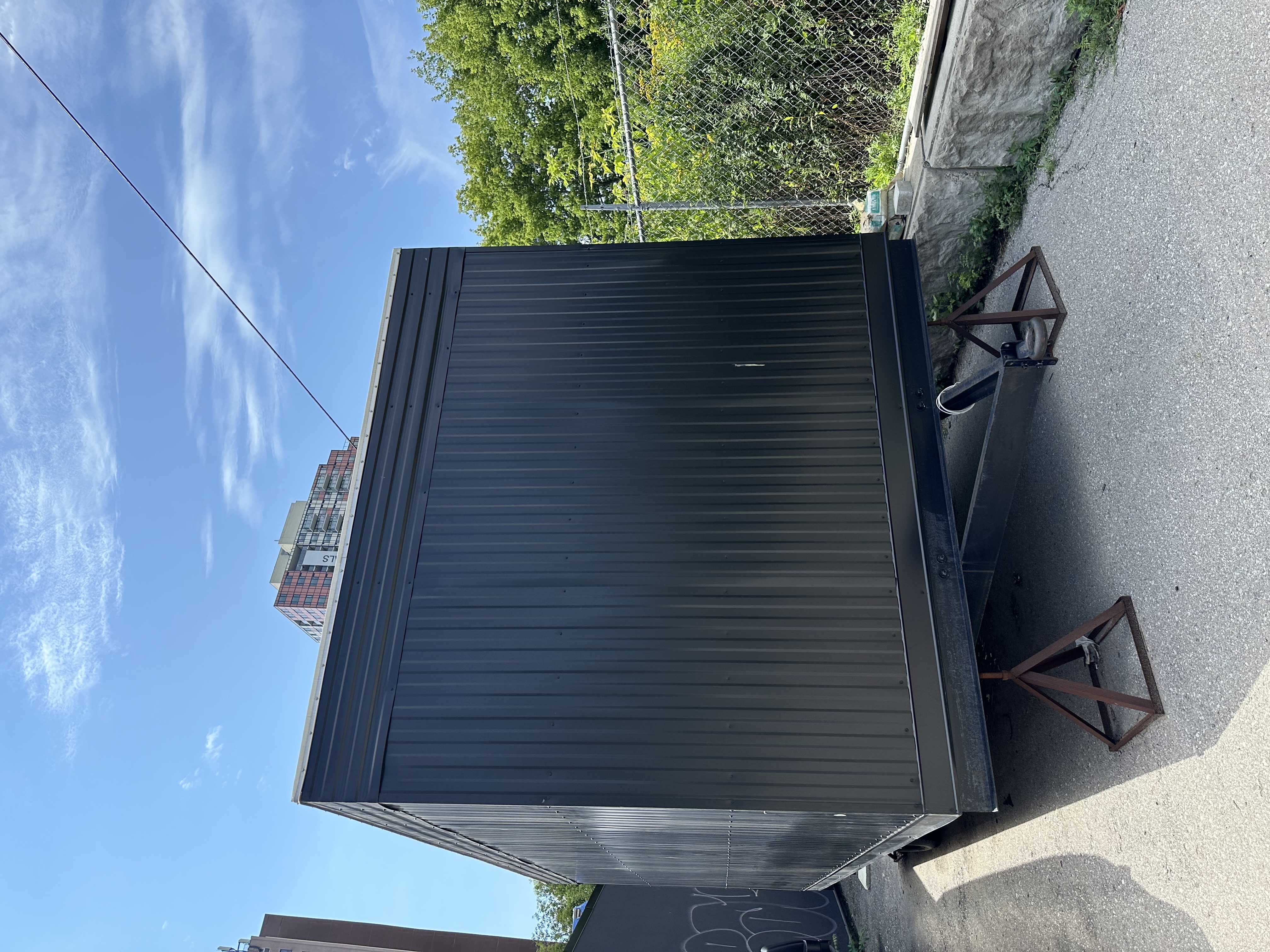 10x20 Office Trailer, AC, Power, Lighting. Stairs Included. 10x20 Office Trailer, AC, Power, Lighting. Stairs Included.