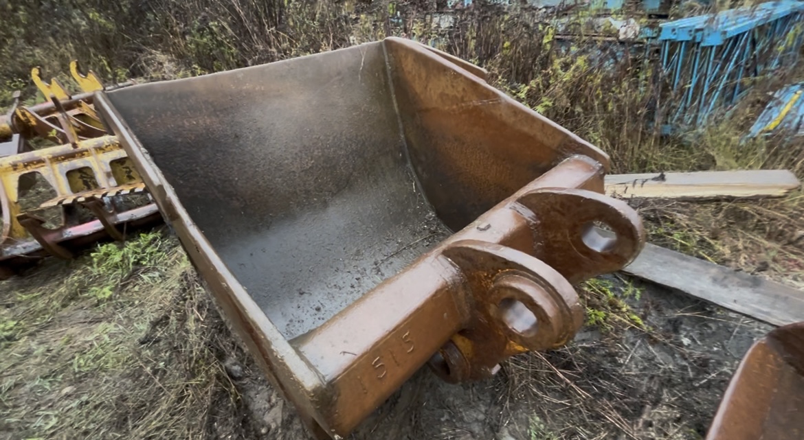 CYLINDER MOUNT 40 CYLINDER MOUNT 40