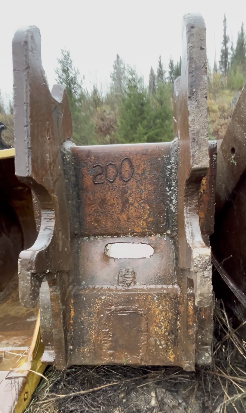 26” NARROW EXC. DIGGING/SLUSHER BUCKET FITS 15-20T CAT EXC. 26” NARROW EXC. DIGGING/SLUSHER BUCKET FITS 15-20T CAT EXC.