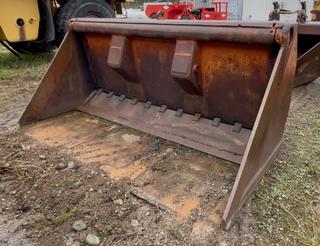 6YD TRAM/LOADER BUCKET W/HYD. RELEASE GATE.