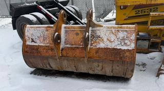 Bucket hitachi ex270/zx270/ex300/zx300