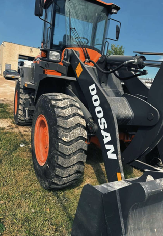 2022 Doosan DL300 Wheel Loader - Only 65 Hours - Like New - $135,000