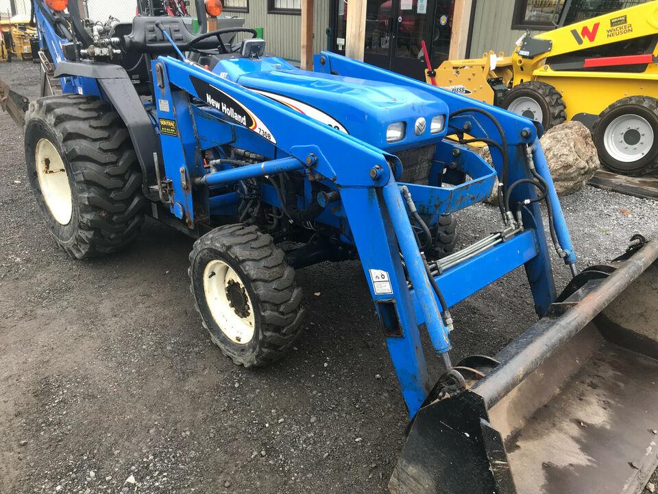 2007 NEW HOLLAND TC30 WITH LOADER AND BACKHOE for sale