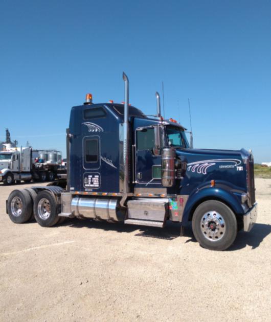 2006 Kenworth W900L and Trailer