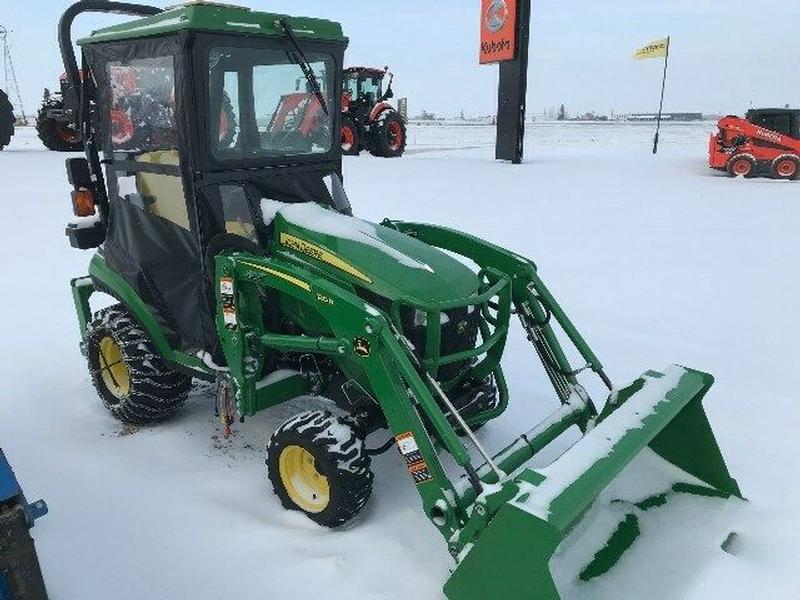 John Deere 1025R Subcompact Tractor and Loader